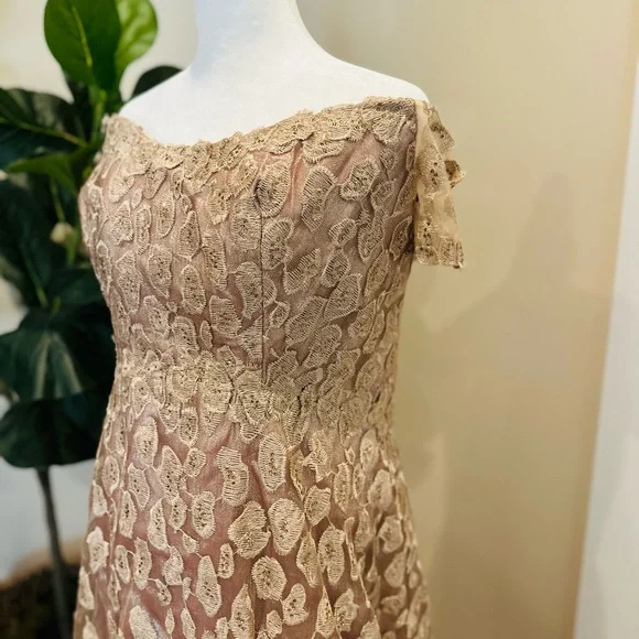 Evening Elegance - Picture 3 of 10